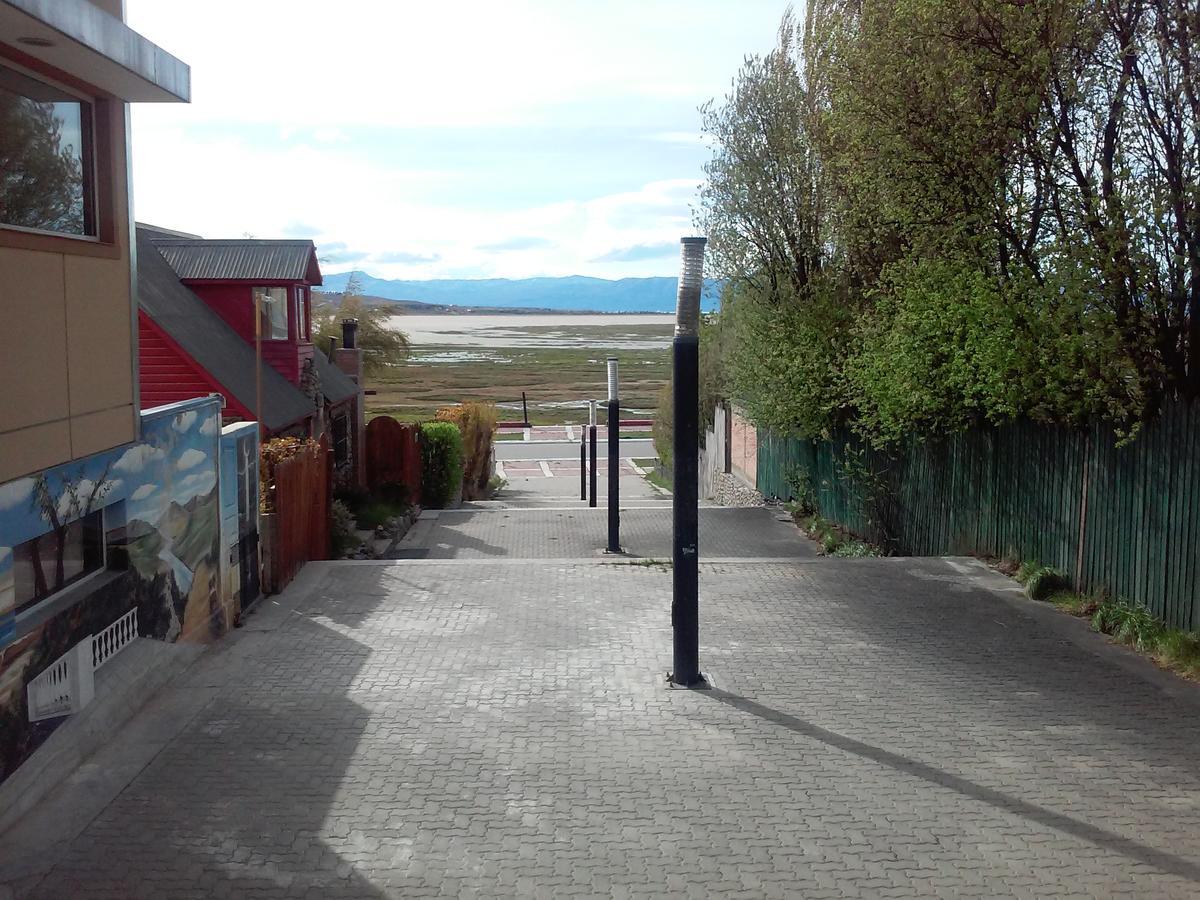 Salamandra Apartamentos El Calafate Exterior photo