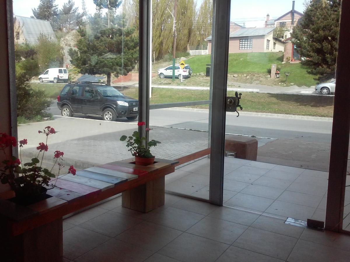 Salamandra Apartamentos El Calafate Exterior photo