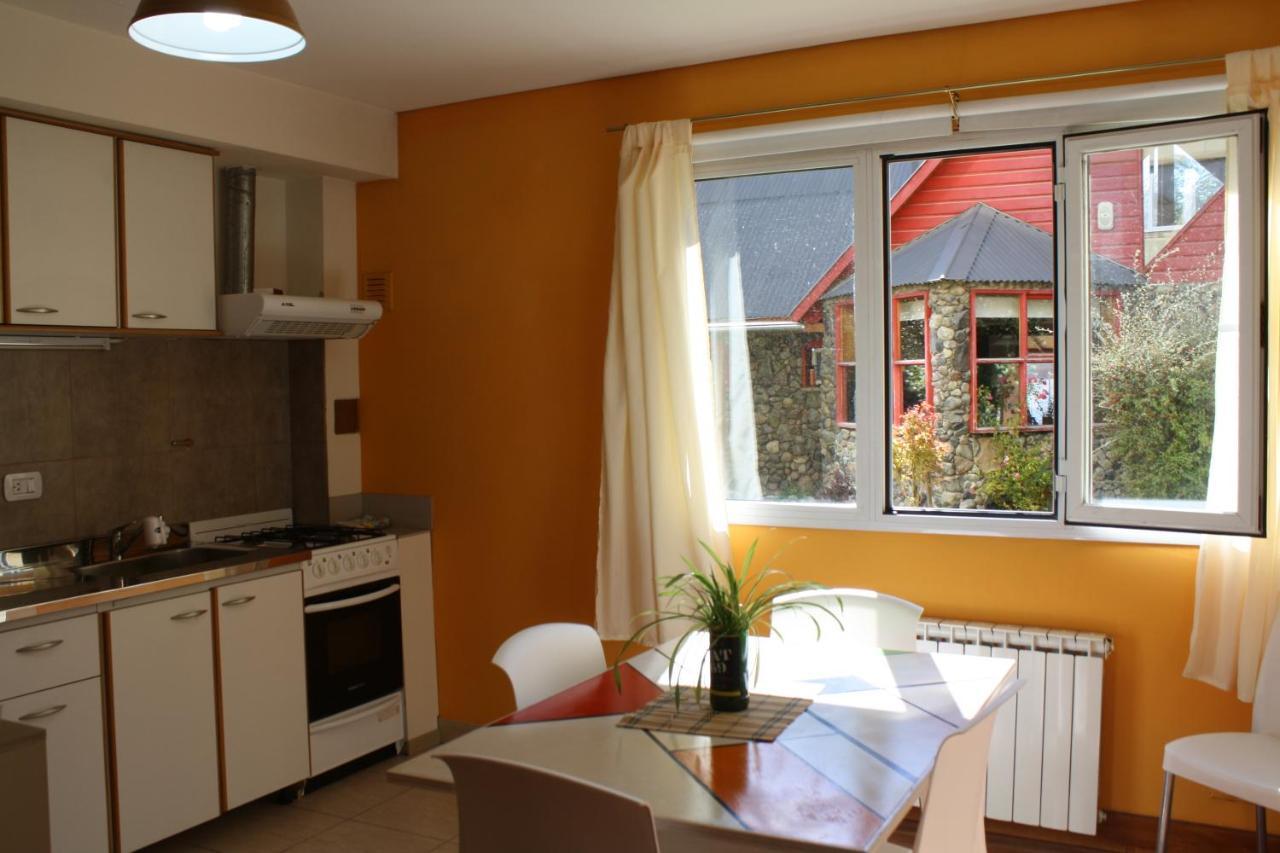 Salamandra Apartamentos El Calafate Exterior photo